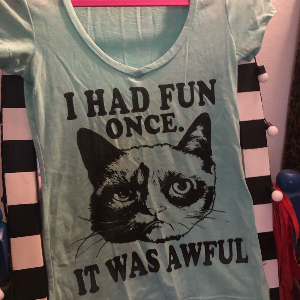Grumpy cat shirt